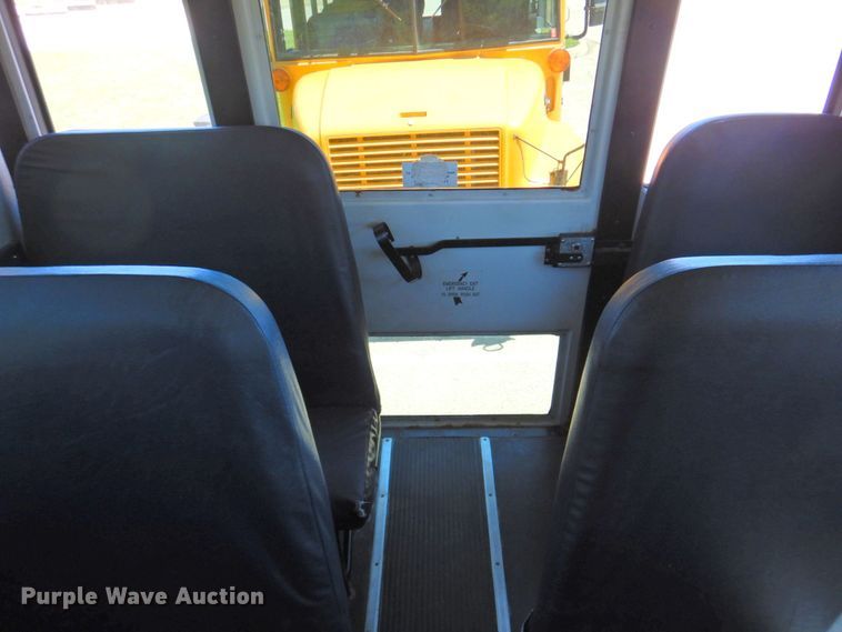 image for item DP4367 2007 Freightliner B2  school bus