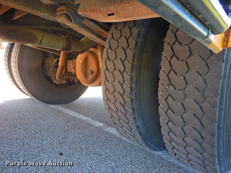 image for item DP4367 2007 Freightliner B2  school bus