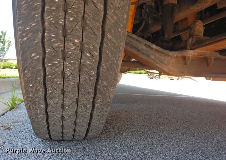 image for item DP4367 2007 Freightliner B2  school bus