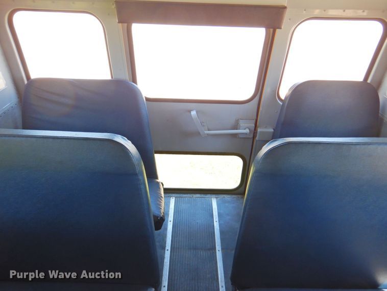 image for item DP4368 1999 International Navistar 3800  school bus