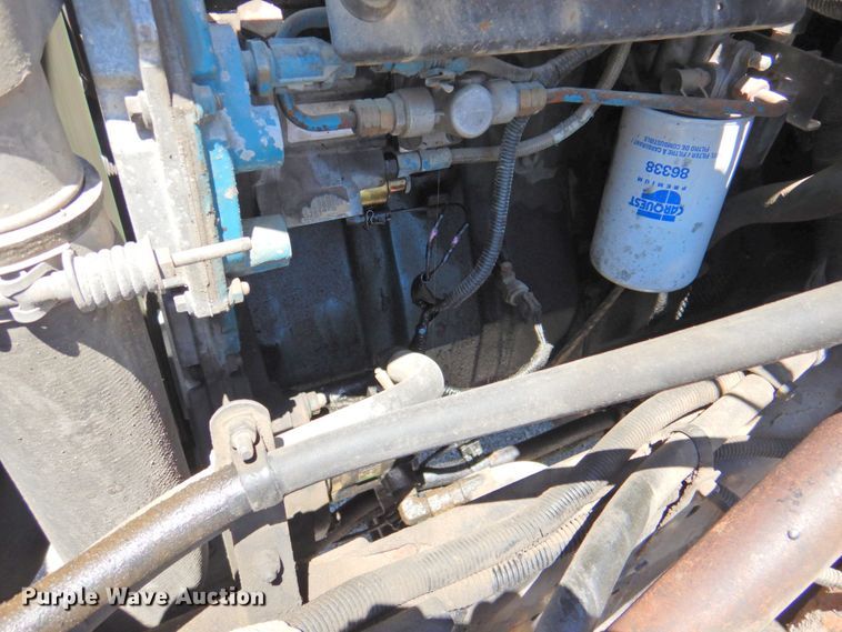 image for item DP4368 1999 International Navistar 3800  school bus