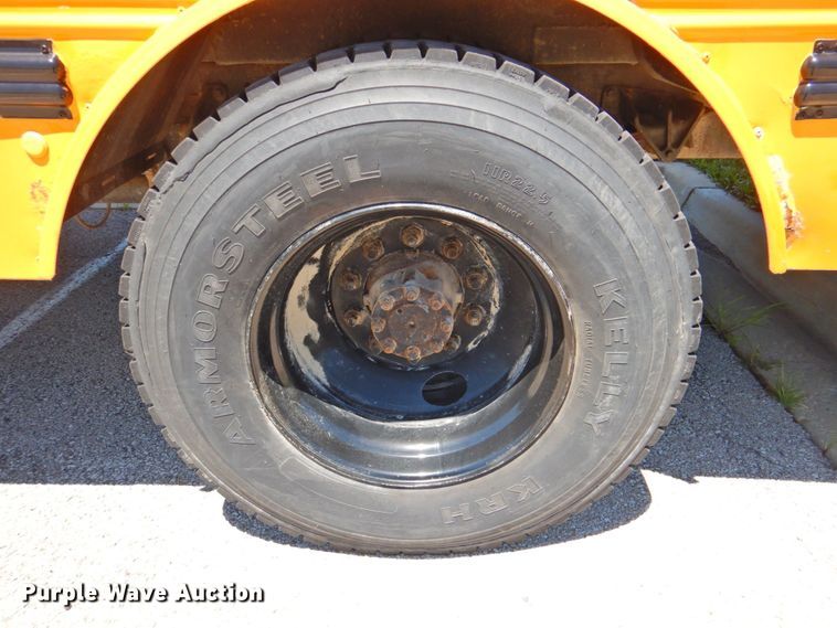 image for item DP4368 1999 International Navistar 3800  school bus