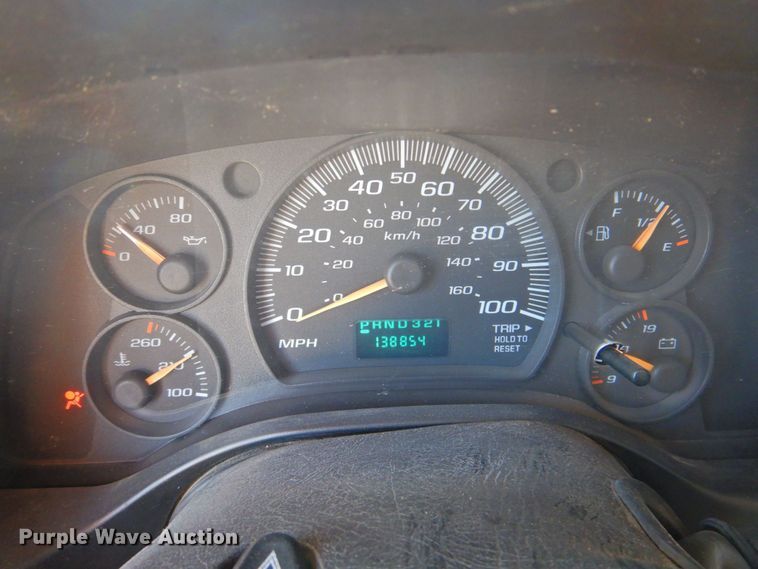 image for item DP4369 2005 GMC Savana  school bus