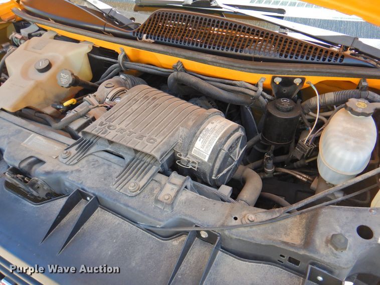 image for item DP4369 2005 GMC Savana  school bus