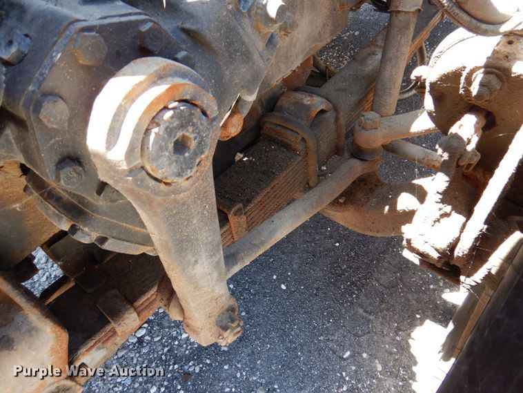 image for item DP5579 2000 International 4900  dump truck