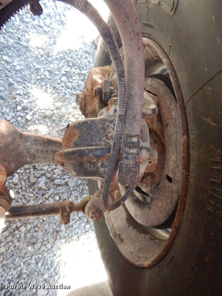 image for item DP5579 2000 International 4900  dump truck