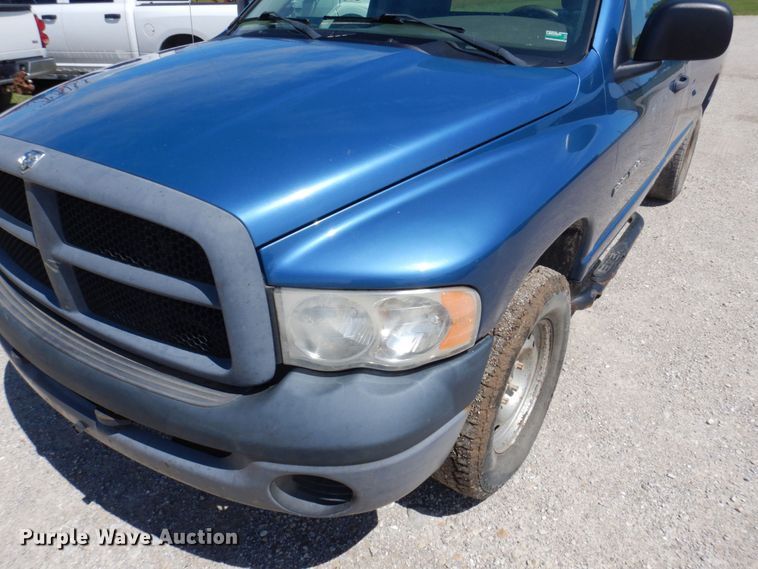 image for item DP5584 2004 Dodge Ram 1500  pickup truck