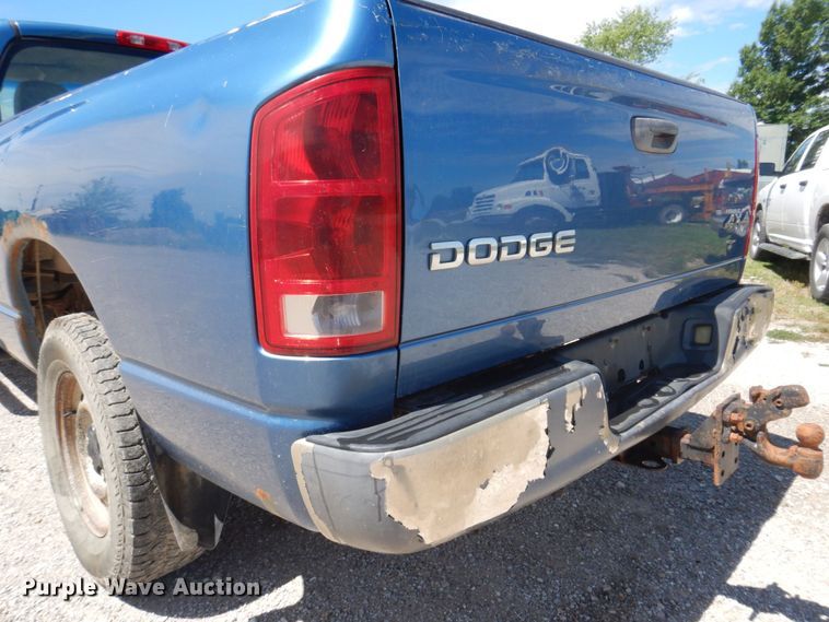 image for item DP5584 2004 Dodge Ram 1500  pickup truck