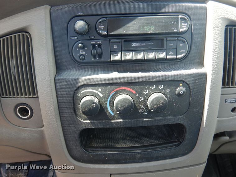 image for item DP5584 2004 Dodge Ram 1500  pickup truck