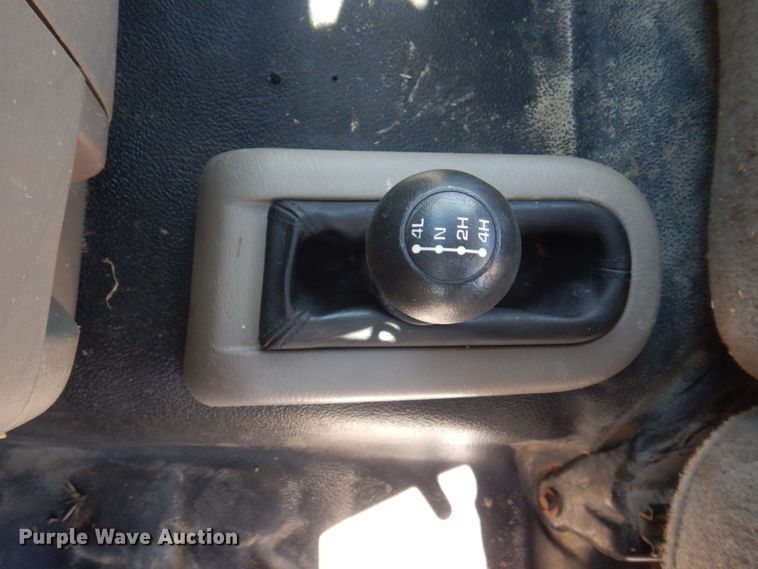 image for item DP5584 2004 Dodge Ram 1500  pickup truck