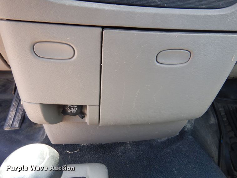 image for item DP5584 2004 Dodge Ram 1500  pickup truck