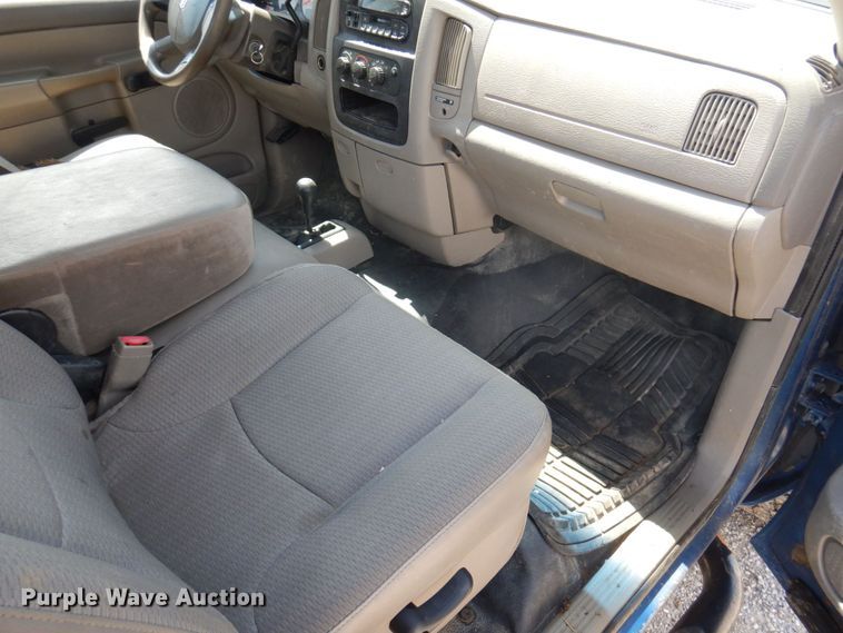 image for item DP5584 2004 Dodge Ram 1500  pickup truck