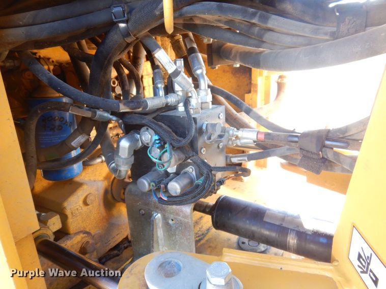 image for item DP5600 2014 John Deere 444K  wheel loader