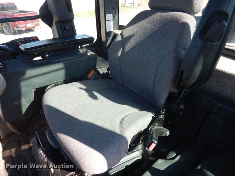 image for item DP5600 2014 John Deere 444K  wheel loader