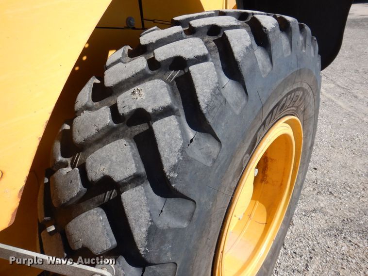 image for item DP5600 2014 John Deere 444K  wheel loader