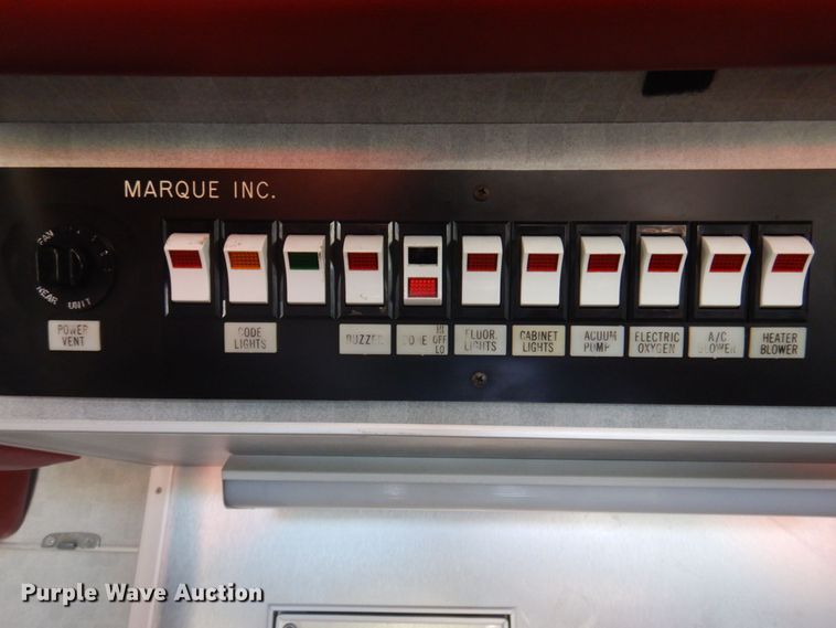 image for item DP5601 1994 Ford E350  ambulance