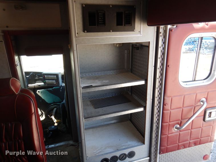 image for item DP5601 1994 Ford E350  ambulance
