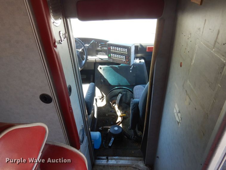 image for item DP5601 1994 Ford E350  ambulance