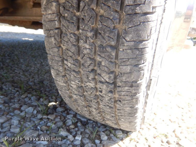 image for item DP5601 1994 Ford E350  ambulance