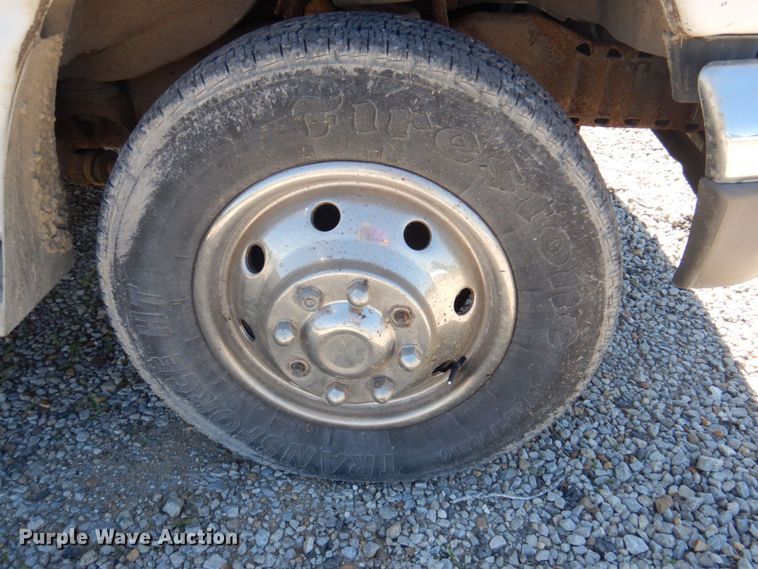 image for item DP5601 1994 Ford E350  ambulance