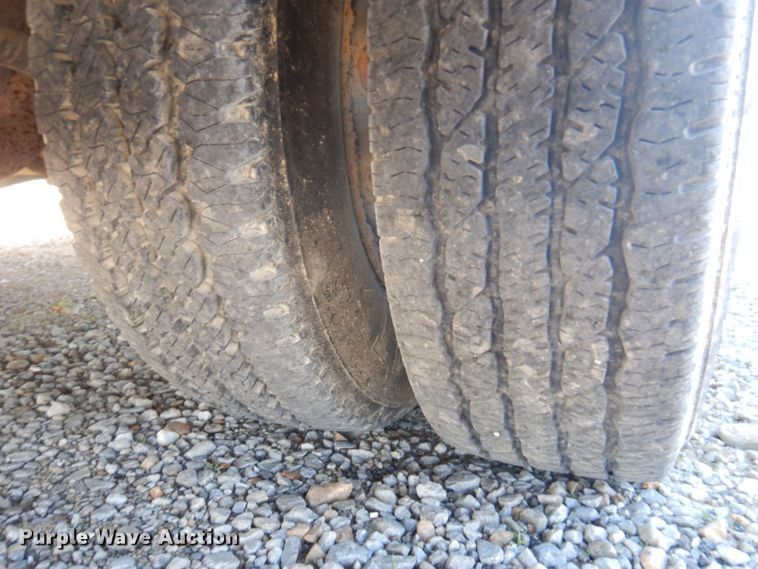 image for item DP5601 1994 Ford E350  ambulance