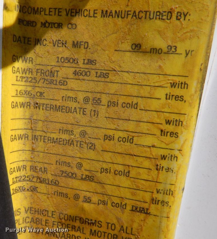 image for item DP5601 1994 Ford E350  ambulance