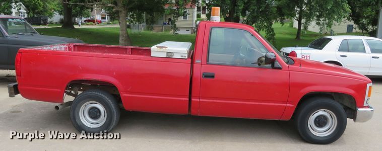 image for item DR0087 1990 Chevrolet Cheyenne 1500  pickup truck