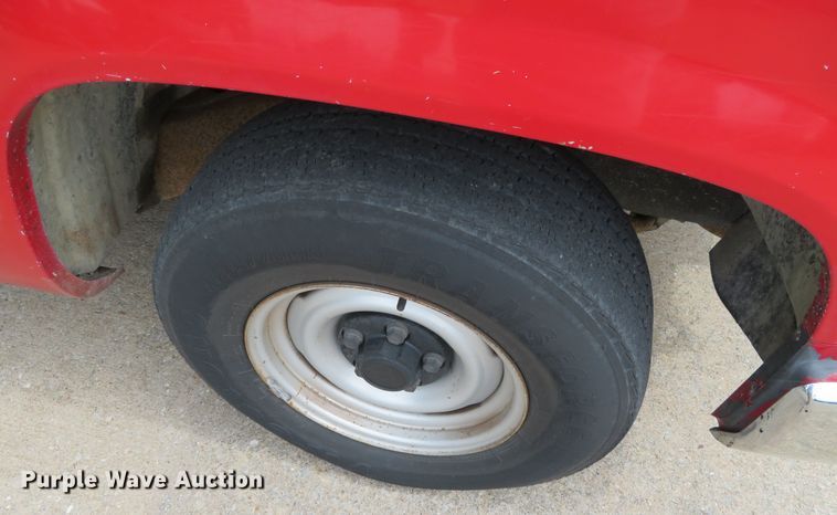 image for item DR0087 1990 Chevrolet Cheyenne 1500  pickup truck