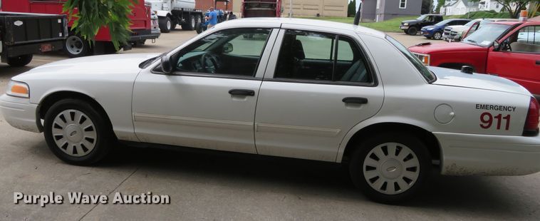 image for item DR0088 2009 Ford Crown Victoria Police Interceptor