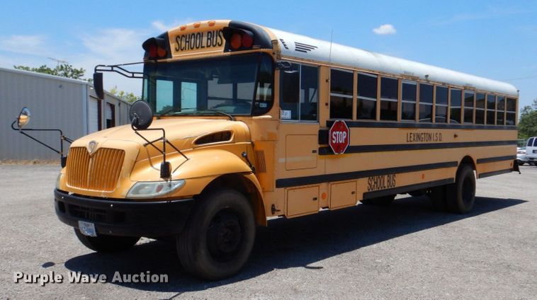 image for item DR1859 2006 IC PB105  school bus