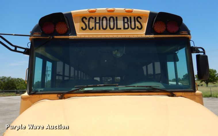 image for item DR1859 2006 IC PB105  school bus