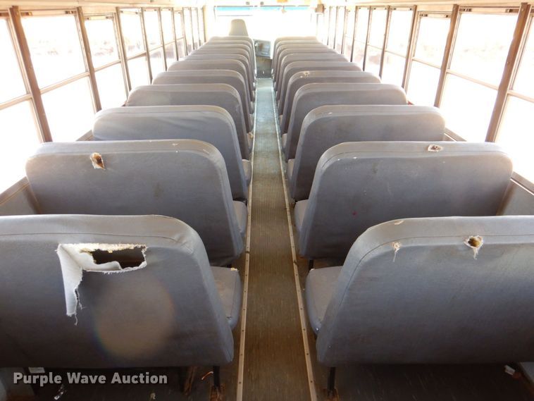 image for item DR1859 2006 IC PB105  school bus