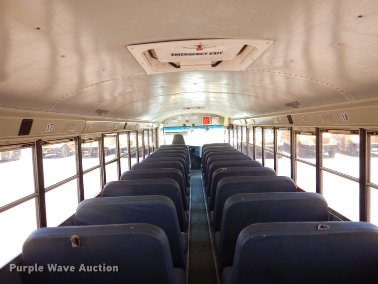 image for item DR1859 2006 IC PB105  school bus