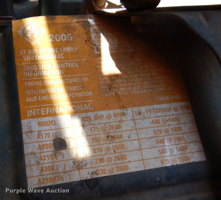 image for item DR1859 2006 IC PB105  school bus