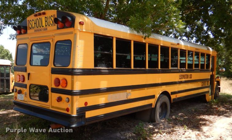 image for item DR1860 2002 Thomas  school bus
