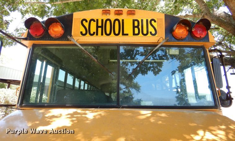 image for item DR1860 2002 Thomas  school bus