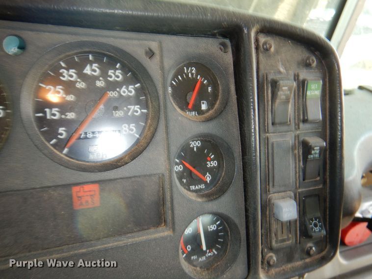 image for item DR1860 2002 Thomas  school bus