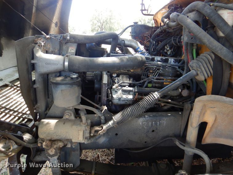 image for item DR1860 2002 Thomas  school bus