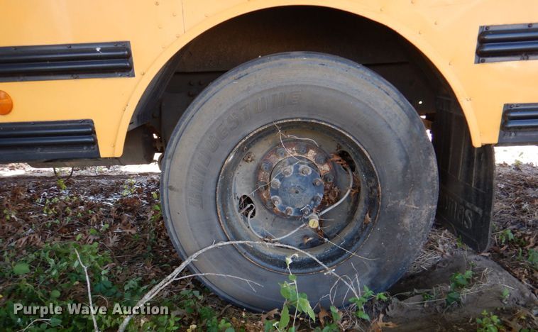 image for item DR1860 2002 Thomas  school bus