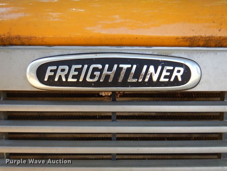 image for item DR1860 2002 Thomas  school bus