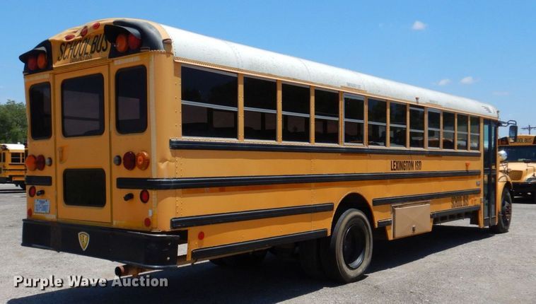 image for item DR1861 2005 IC PB105  school bus