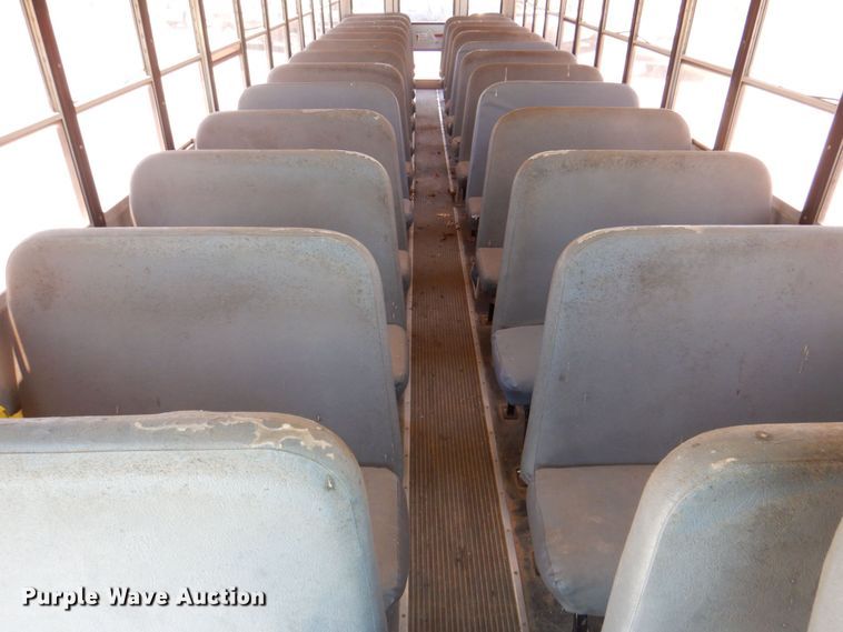 image for item DR1861 2005 IC PB105  school bus