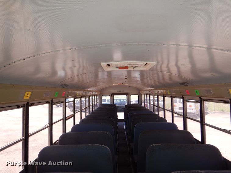 image for item DR1861 2005 IC PB105  school bus