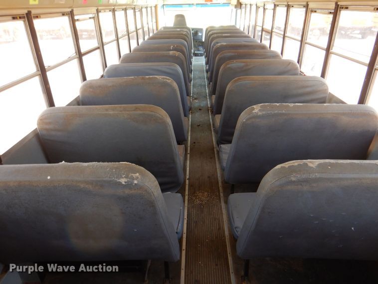 image for item DR1861 2005 IC PB105  school bus