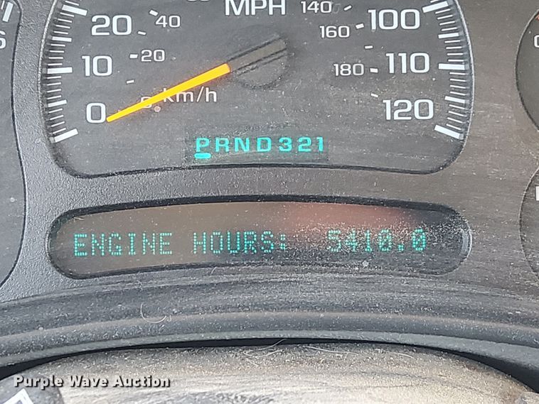 image for item DR1862 2005 Chevrolet Suburban  SUV