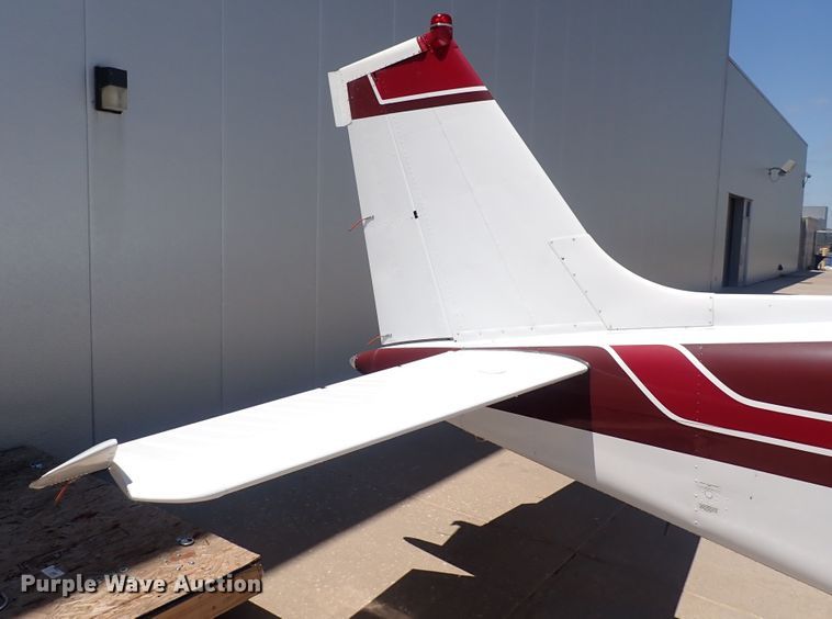 image for item DS7109 1976 Beechcraft Bonanza A-36  airplane