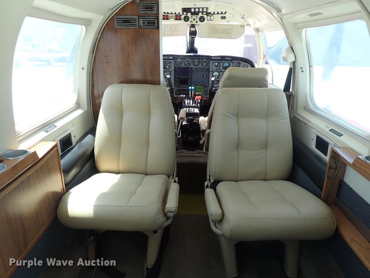 image for item DS7111 Piper Navajo PA 31-325  airplane