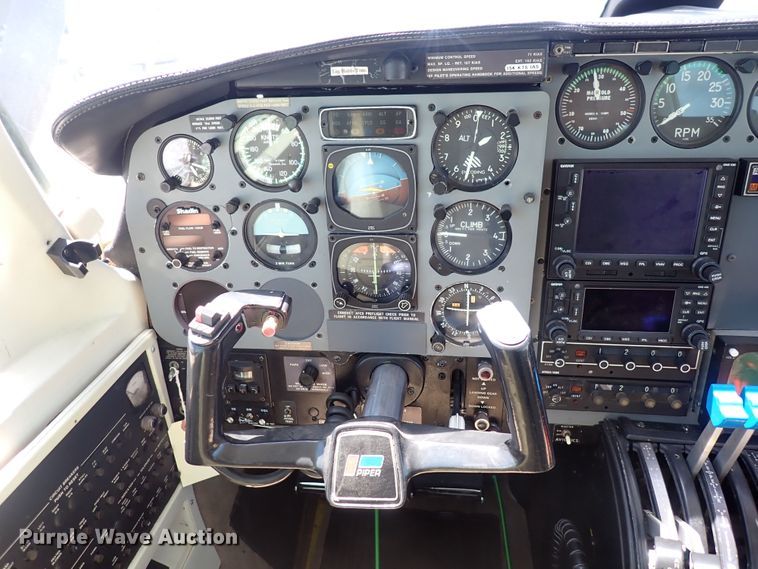 image for item DS7111 Piper Navajo PA 31-325  airplane