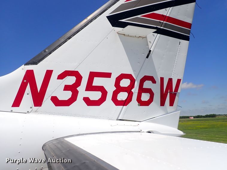 image for item DS7111 Piper Navajo PA 31-325  airplane