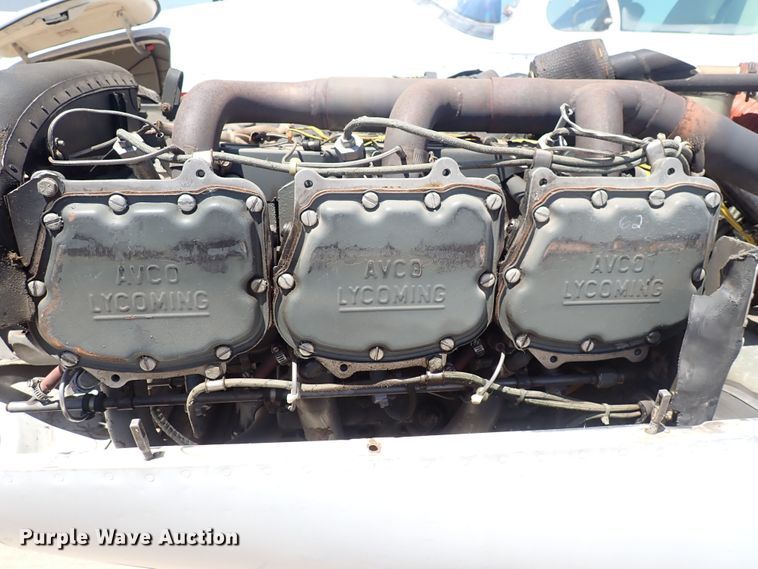 image for item DS7111 Piper Navajo PA 31-325  airplane